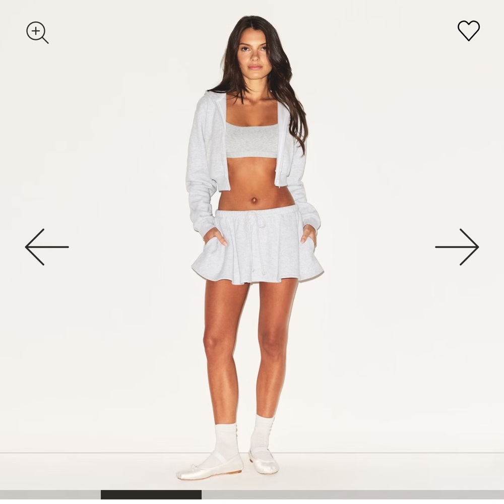 NWT SKIMS MICRO SKIRT